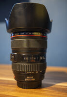 Canon EF 24-105mm f/4L IS  USM
