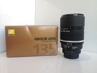 Nikon AF DC-Nikkor 135mm f/2D в отлично състояние близко до ново!!! 