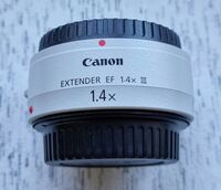 Теле конвертор Canon EF 1.4X III EXTENDER - отлично състояние близко до НОВО!