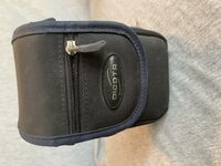 чантичка за фотоапарат Dicota