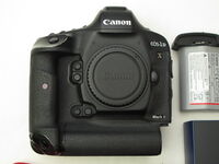 Canon 1D X II; Canon 1D IV