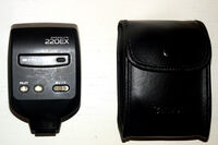 светкавица Canon 220 EX