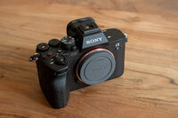 Продава Sony A7 IV