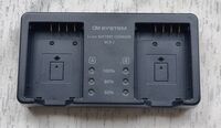 Оригинално двойно зарядно OM SYSTEM (Olympus) BCX-1 за батерии BLX-1 (OM-1, OM-1 Mark II)