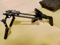 Shoulder rig - стабилизатор за рамо или гърди за видеозаснемане, сглобена само от оригинални части.