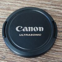 Canon 52mm капачка за обектив и стойка за светкавица