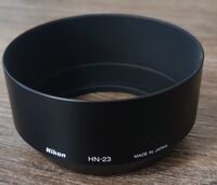 Сенник Nikon HN-23 за Nikkor AF 85/1,8 D