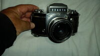 Стар фотоапарат EXAKTA +обектив Carl Zeiss Jena Tessar 2.8/50