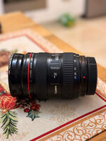 Продавам Canon EF 24-70mm f/2.8L USM