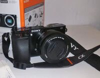 Sony A6000 + обектив Sony E PZ 16-50mm OSS