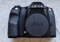Средноформатна камера Leica S (Typ 007)