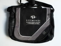 ЧАНТИ за лаптопи от САЩ