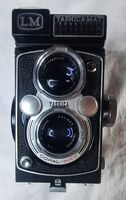 Средноформатен фотоапарат Yashica MAT LM