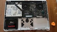 MacBook Pro 15 (2011) - за части + нова батерия
