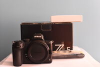 Продавам Nikon Z5 - тяло