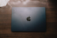 MacBook Air 13" - M4 (10c/10g), 512GB, 16GB RAM