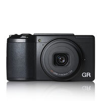 Търся Ricoh GRII или GRI (APS-C)