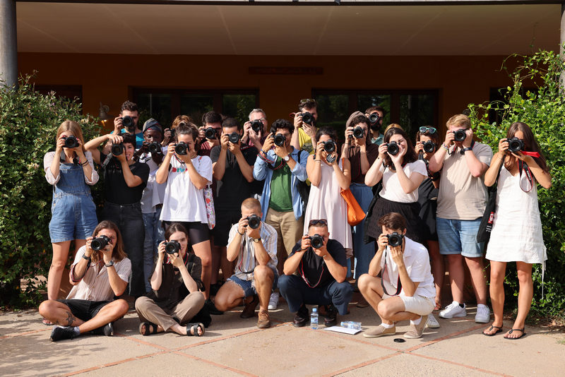 Canon подпомага развитието на млади фотожурналисти чрез новото издание на Student Development Programme за 2023 година