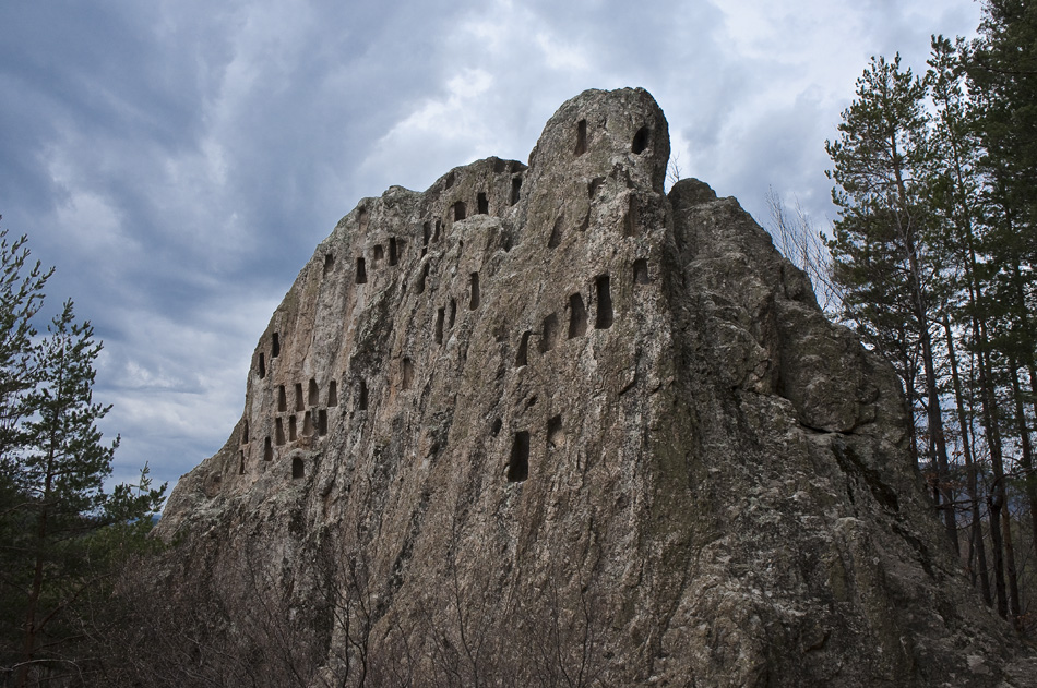 Скали. Щелейские скалы. Орлиные скалы Болгария. Скалы Кырджали. Шумск святилище.