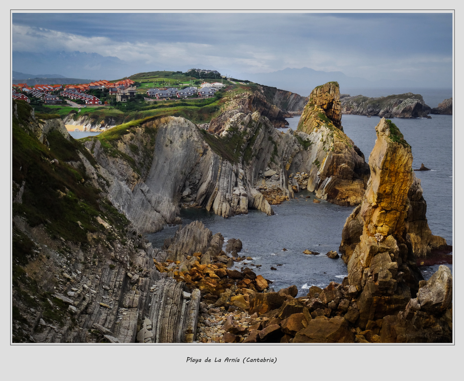 Playa de La Arnía (Cantabria) от Dimityr Pavlov - doctoraaa