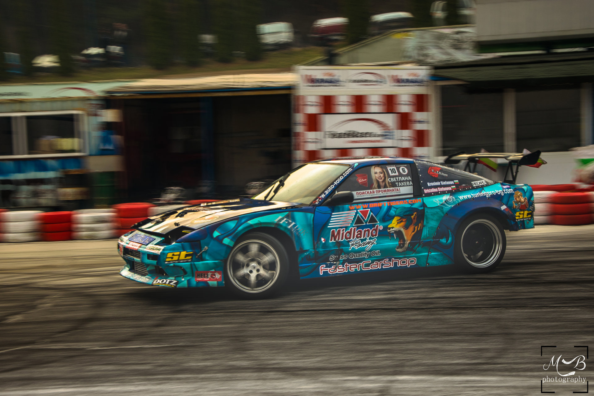 Drift от Martin Boev - down1x