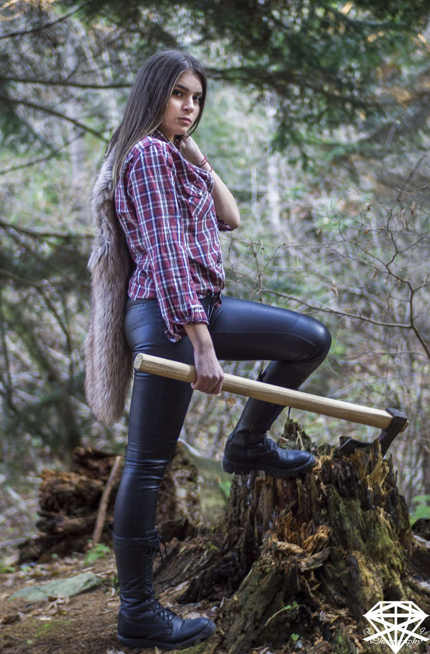Lumberjack Girl vol.2 Author Emilian Ivanov Offensive PHOTO FORUM