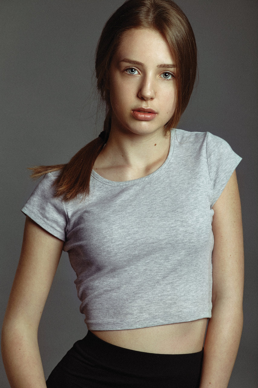 Анна - Мария от AsenAndreev - hunter1934