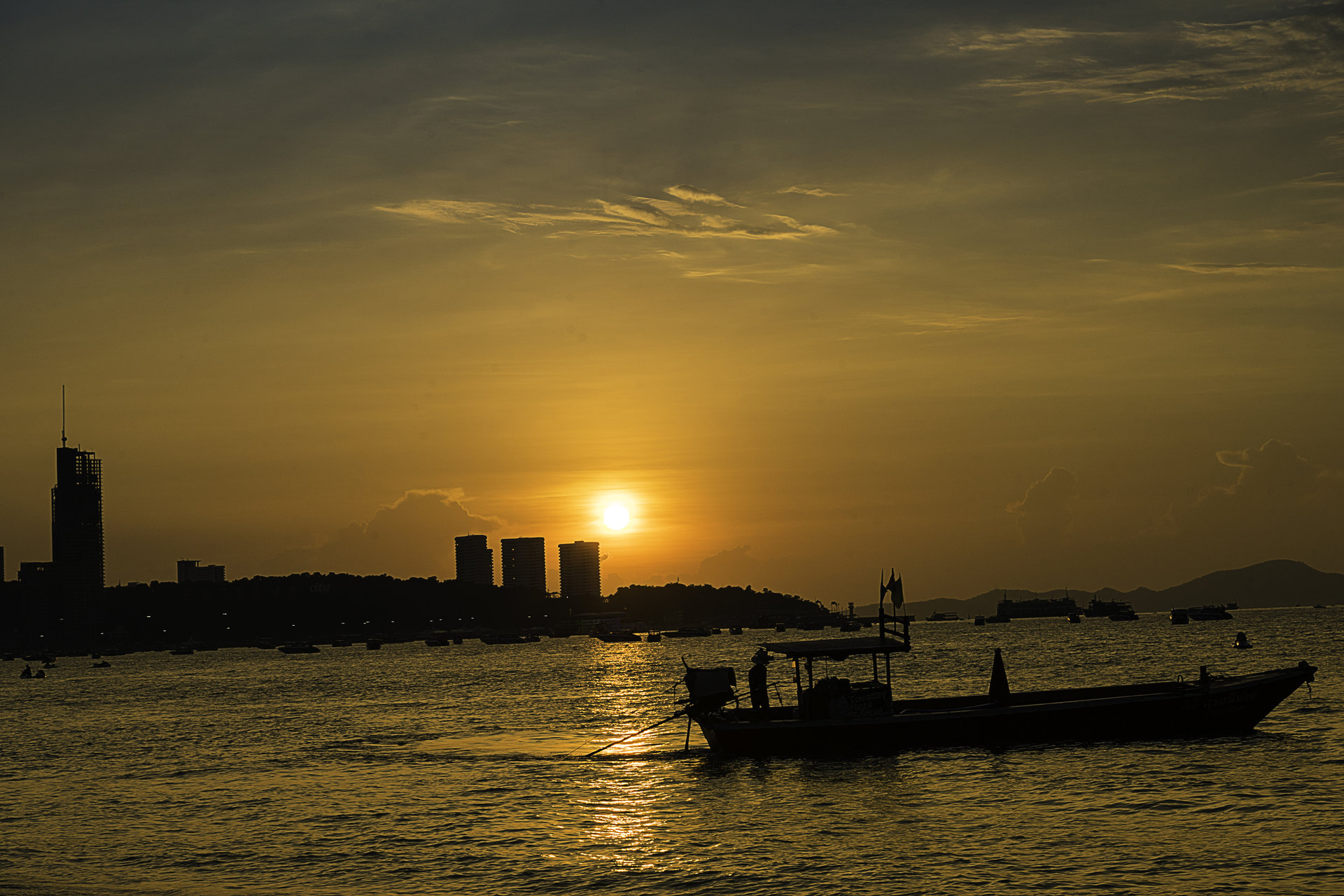 Thailand Sunset от Chris Richards - D7K1892