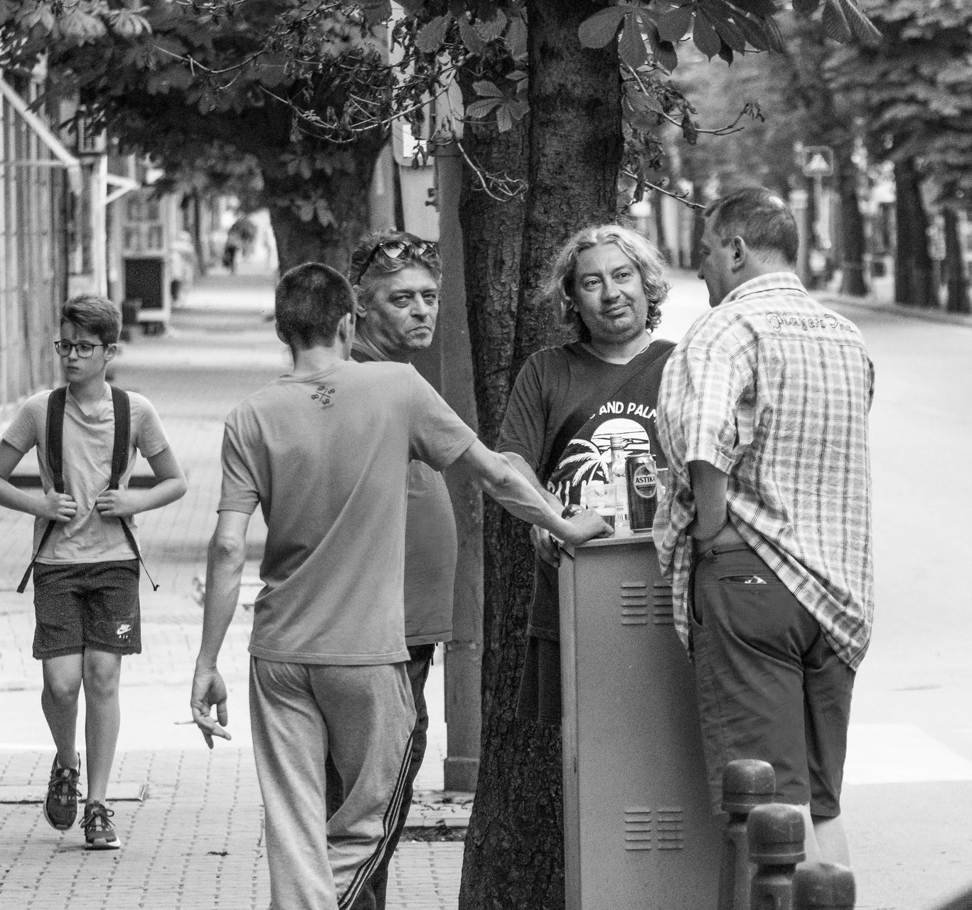 Следобедно в квартала от Ivan Ar - tomekki