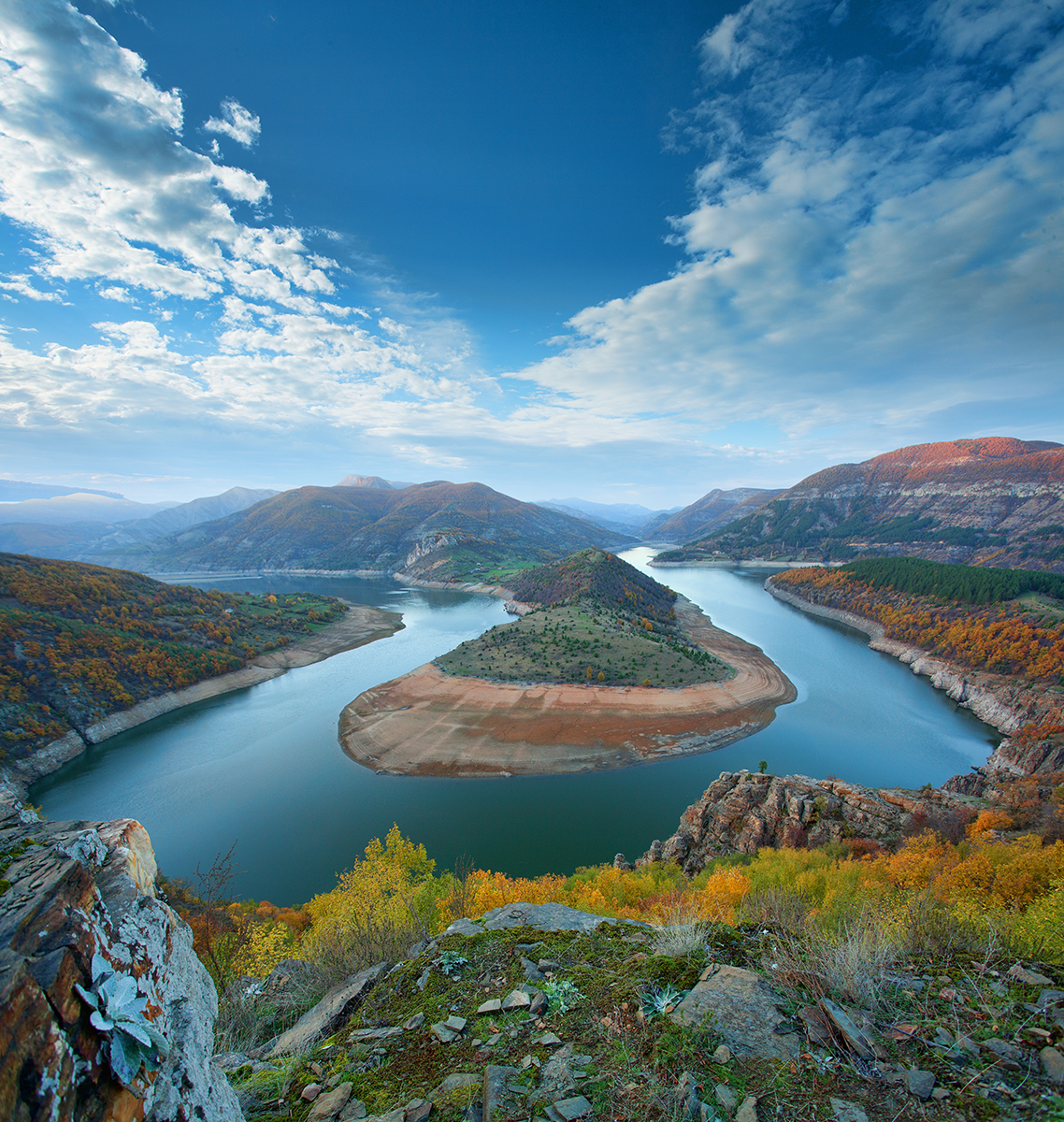 Реки государства. Язовир Болгария. Язовир. Галашйа картинки фото. Скаварада фото картинка.