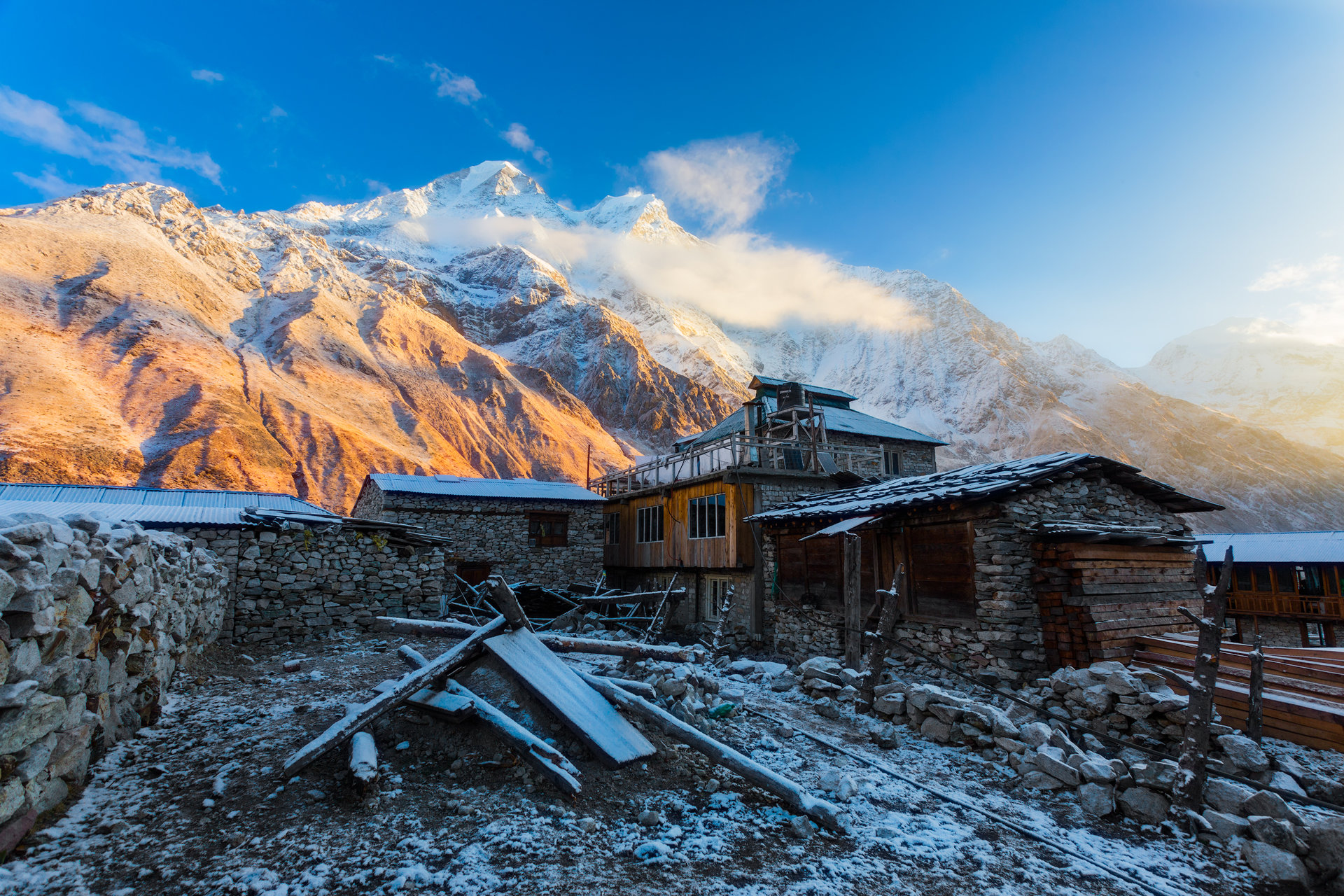 Утро в Хималаите от Tyuncher Eminov - tyunkata