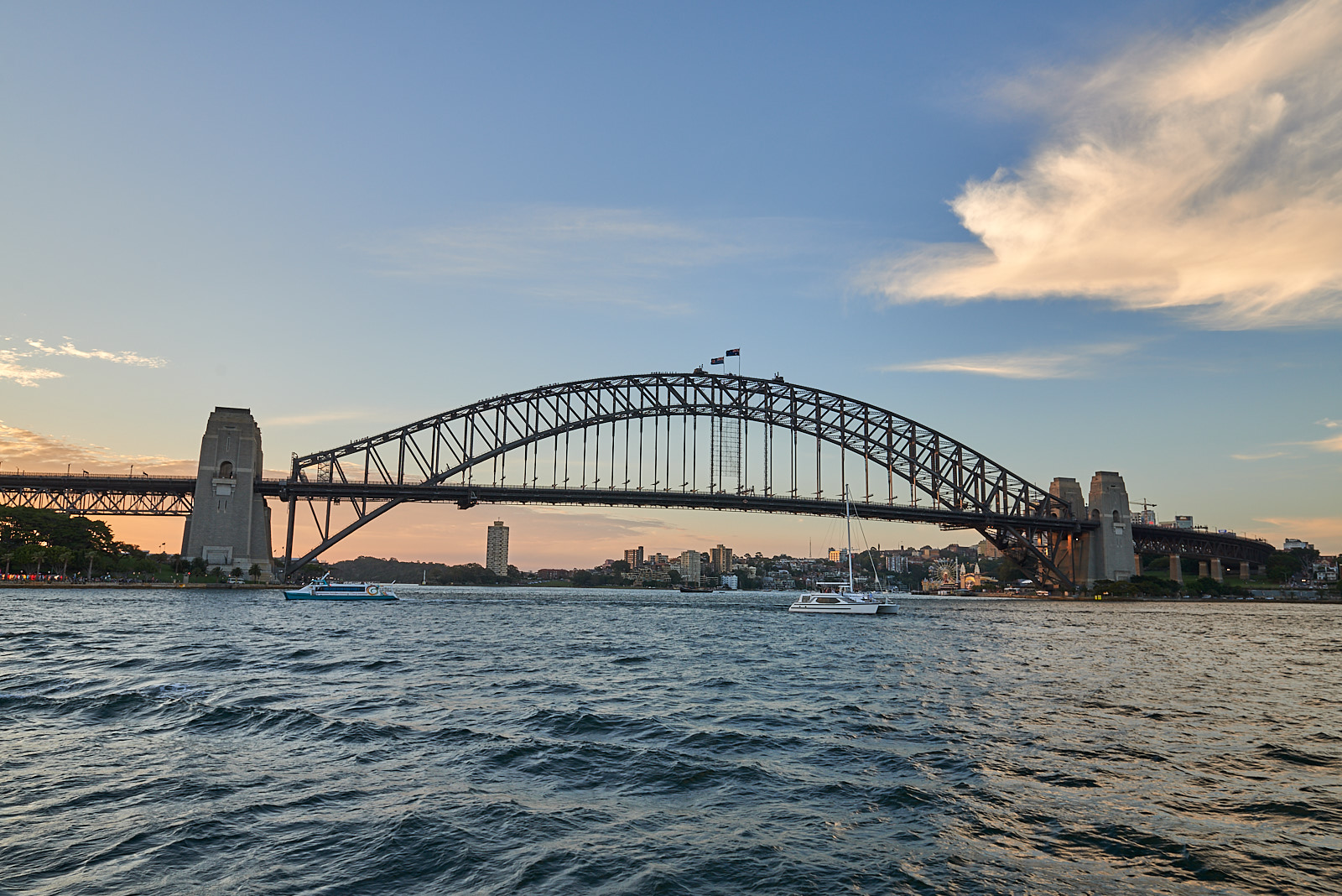 Sydney's Harbour Bridge sunset от Petar Velikov - AmaSteng