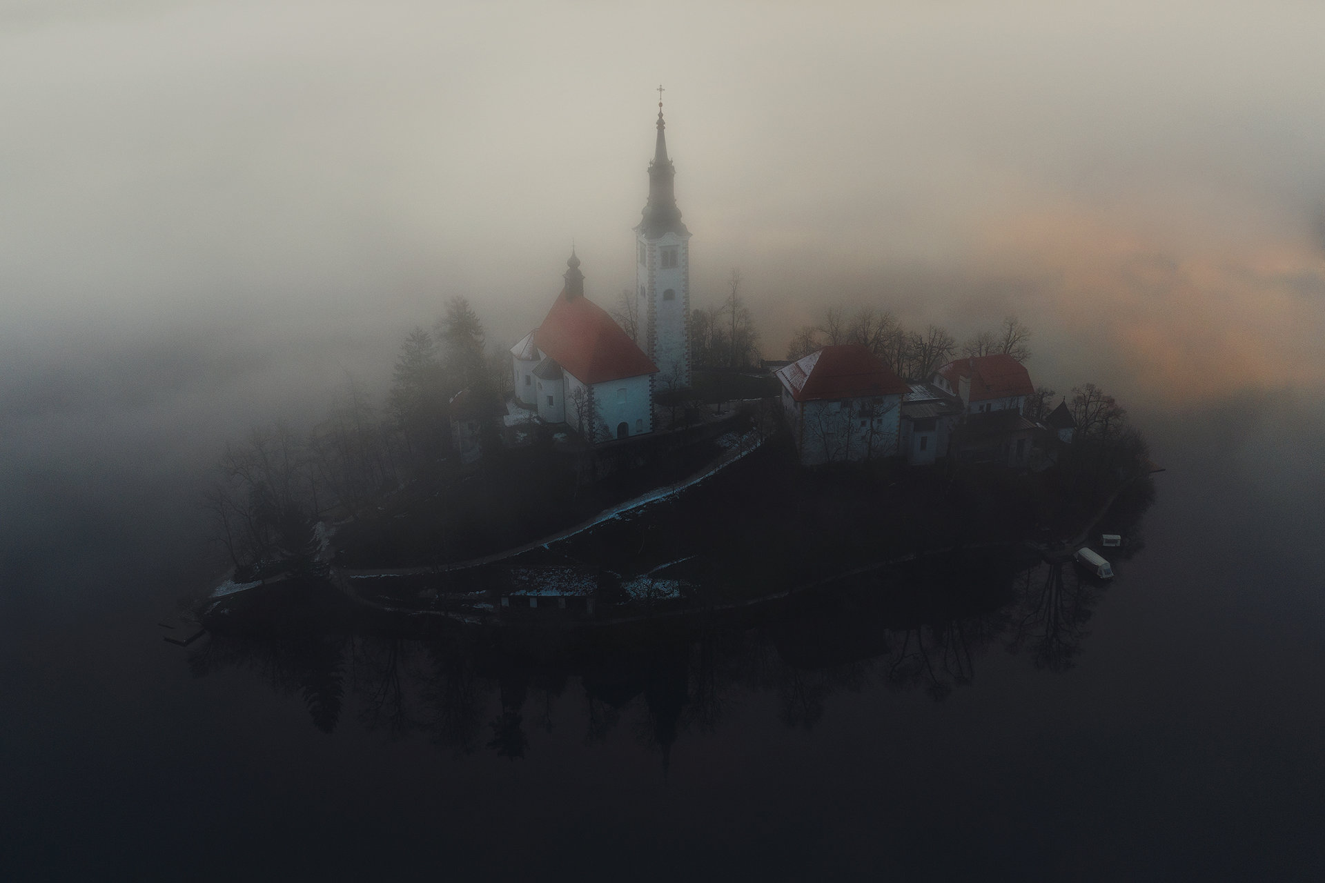 Bled от Remo Daut - wallburn