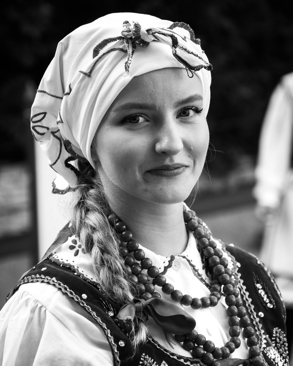 Beuatiful Lady in Bulgarian folk costume от  - Ivaylo0810