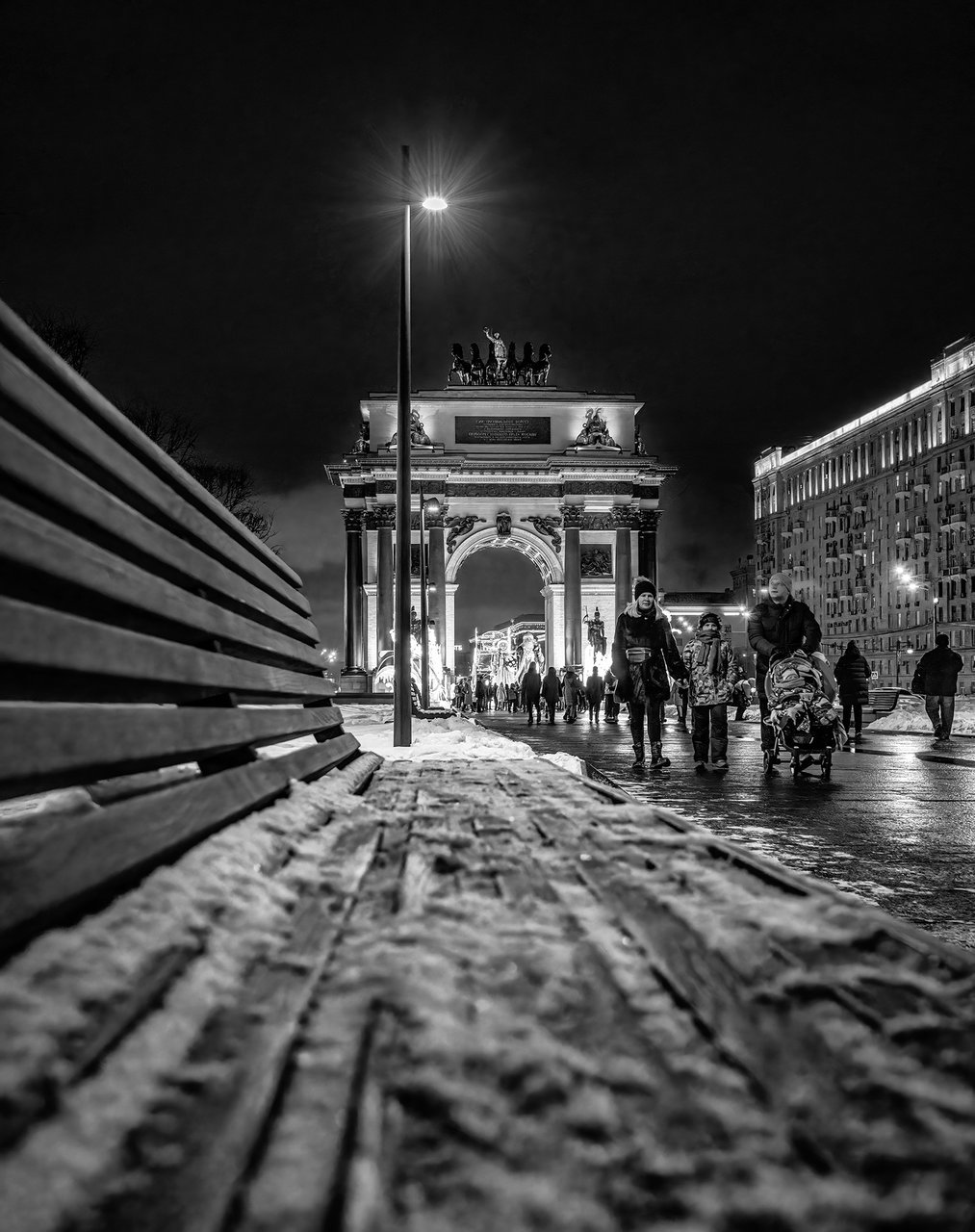 Triumphal Arch of Moscow at night от Vasil Nanev - vnanev