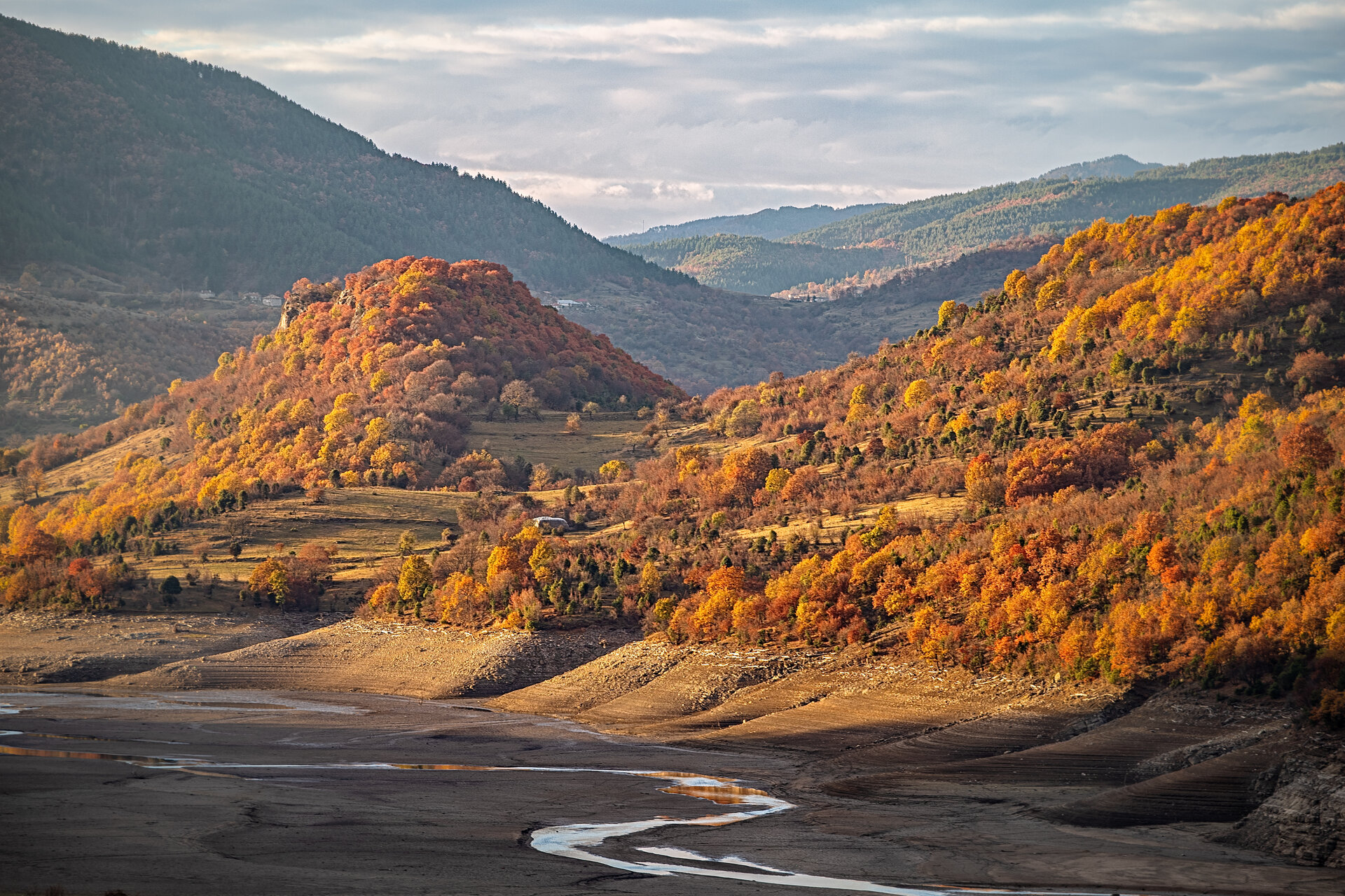 Късна Източно-Родопска есен | Author Pavlin Georgiev - poleni | PHOTO FORUM
