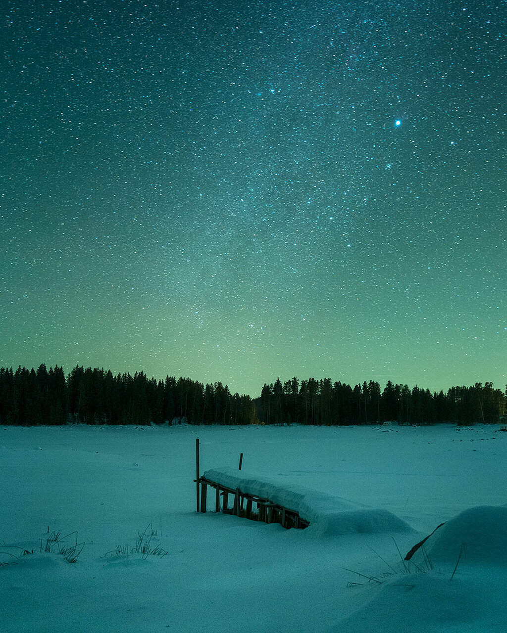 Самотния зимен кей | Author Mihail Minkov - takama | PHOTO FORUM