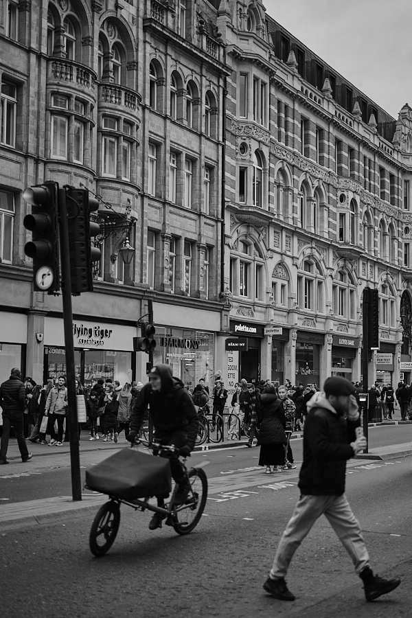 По улиците на Лондон от Tihomir Todorov - sirryan