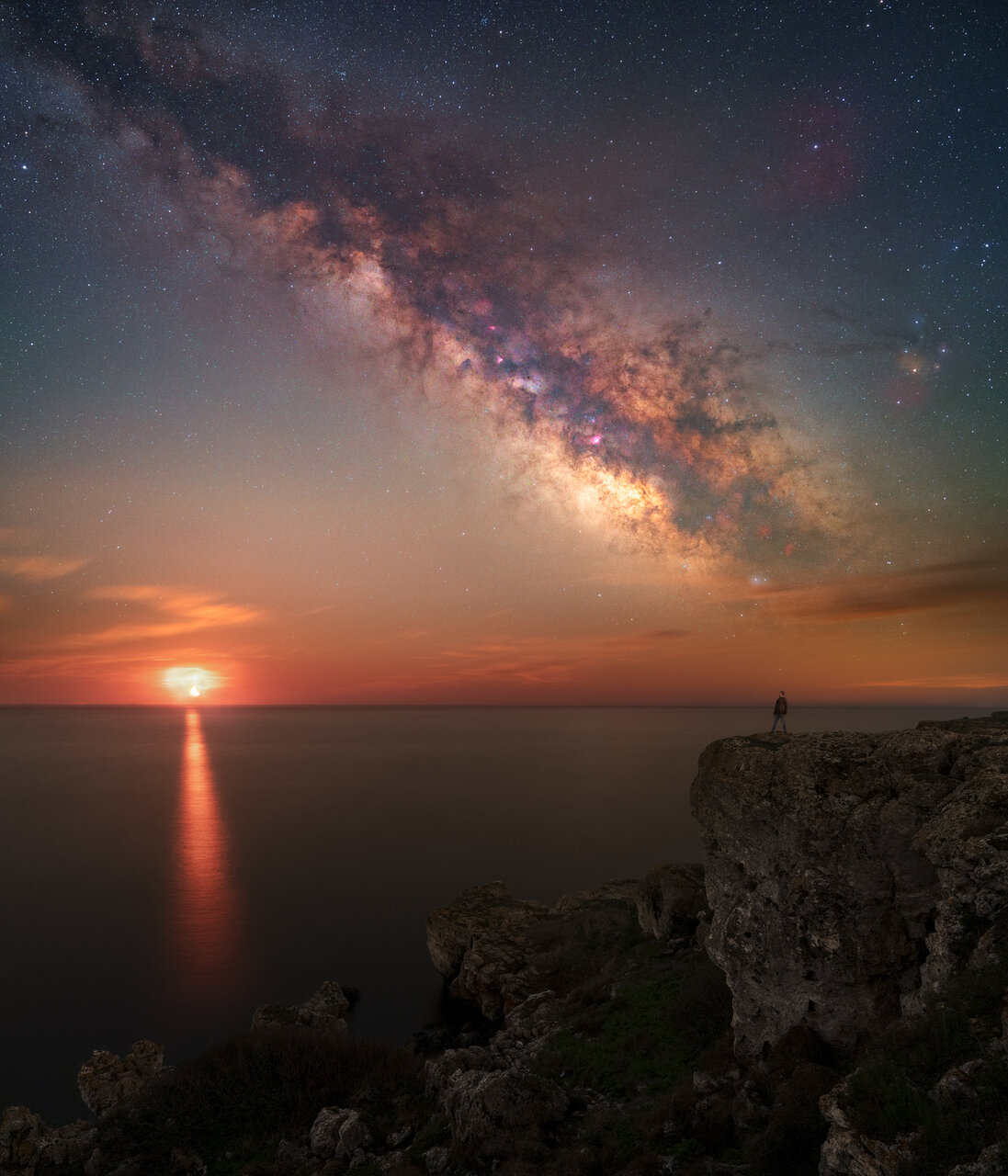 Лунен изгрев под ядрото на Млечния път | Author Mihail Minkov - takama | PHOTO FORUM