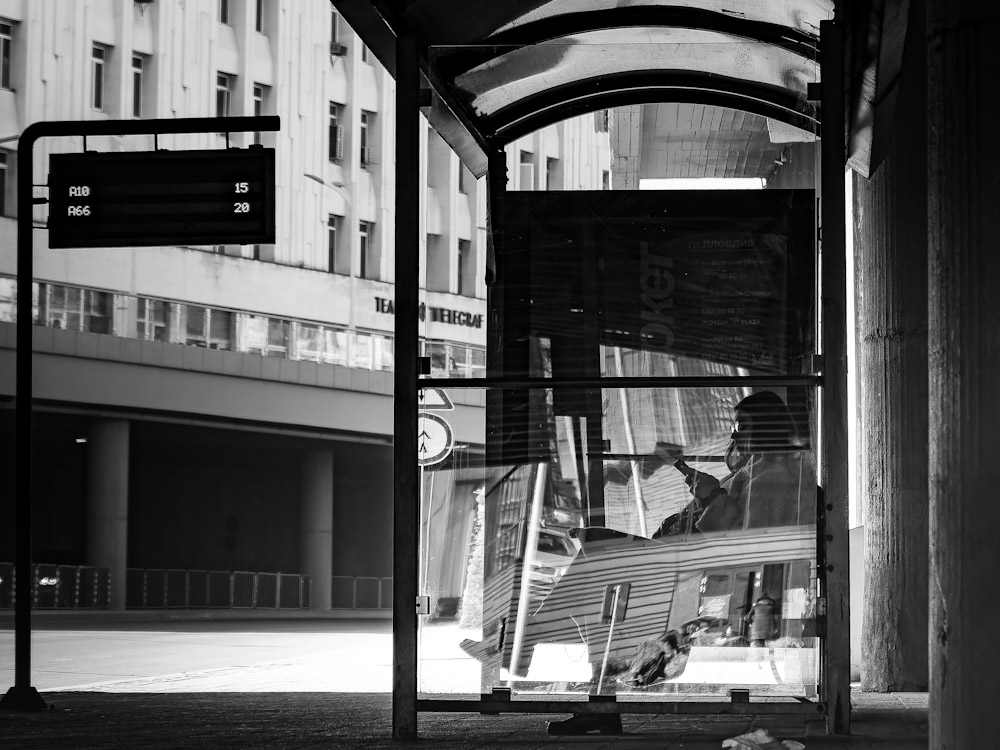 Bus stop от Paco Pontes - Pontes