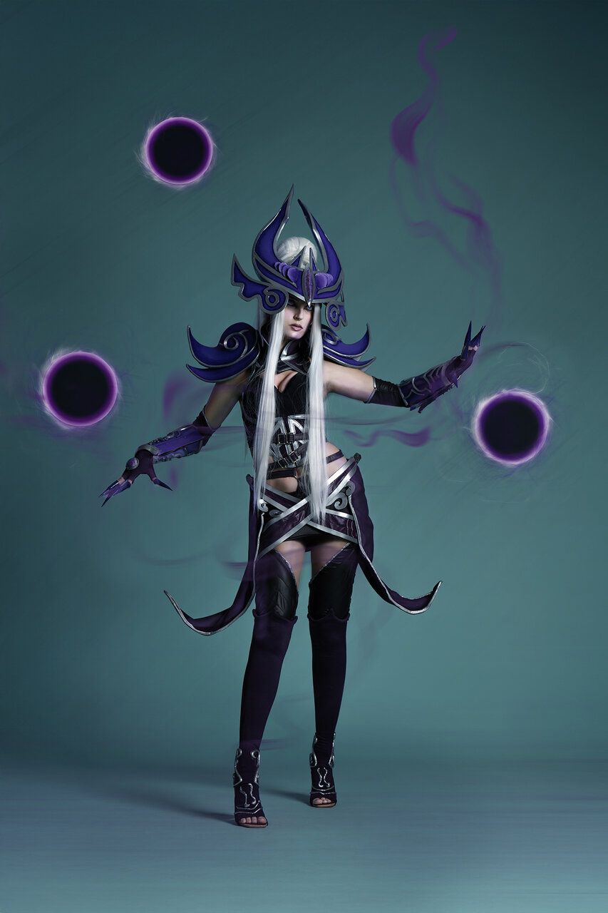 Syndra - League of Legends от Svilen Marinov - Crossmachine