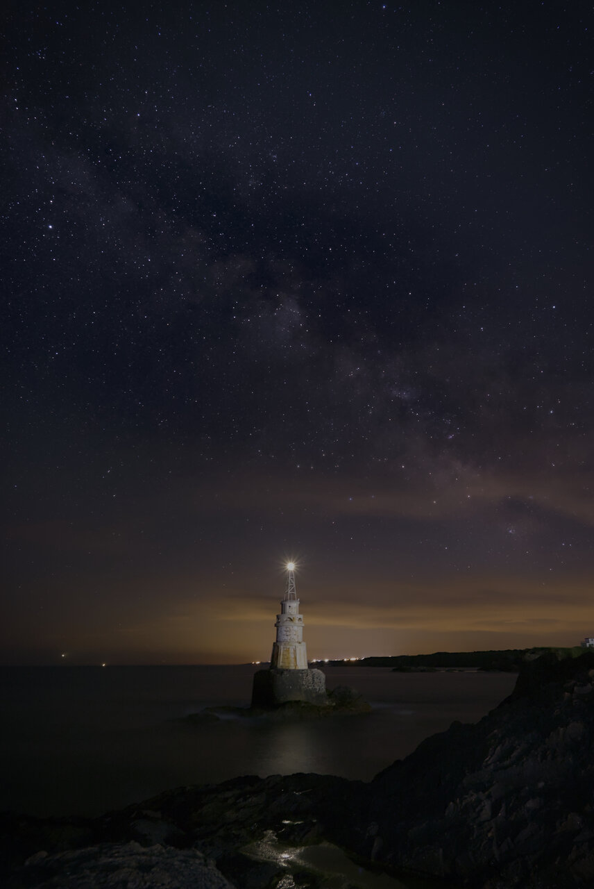 Фарът на Ахтопол от 3@# # - I6ee6people