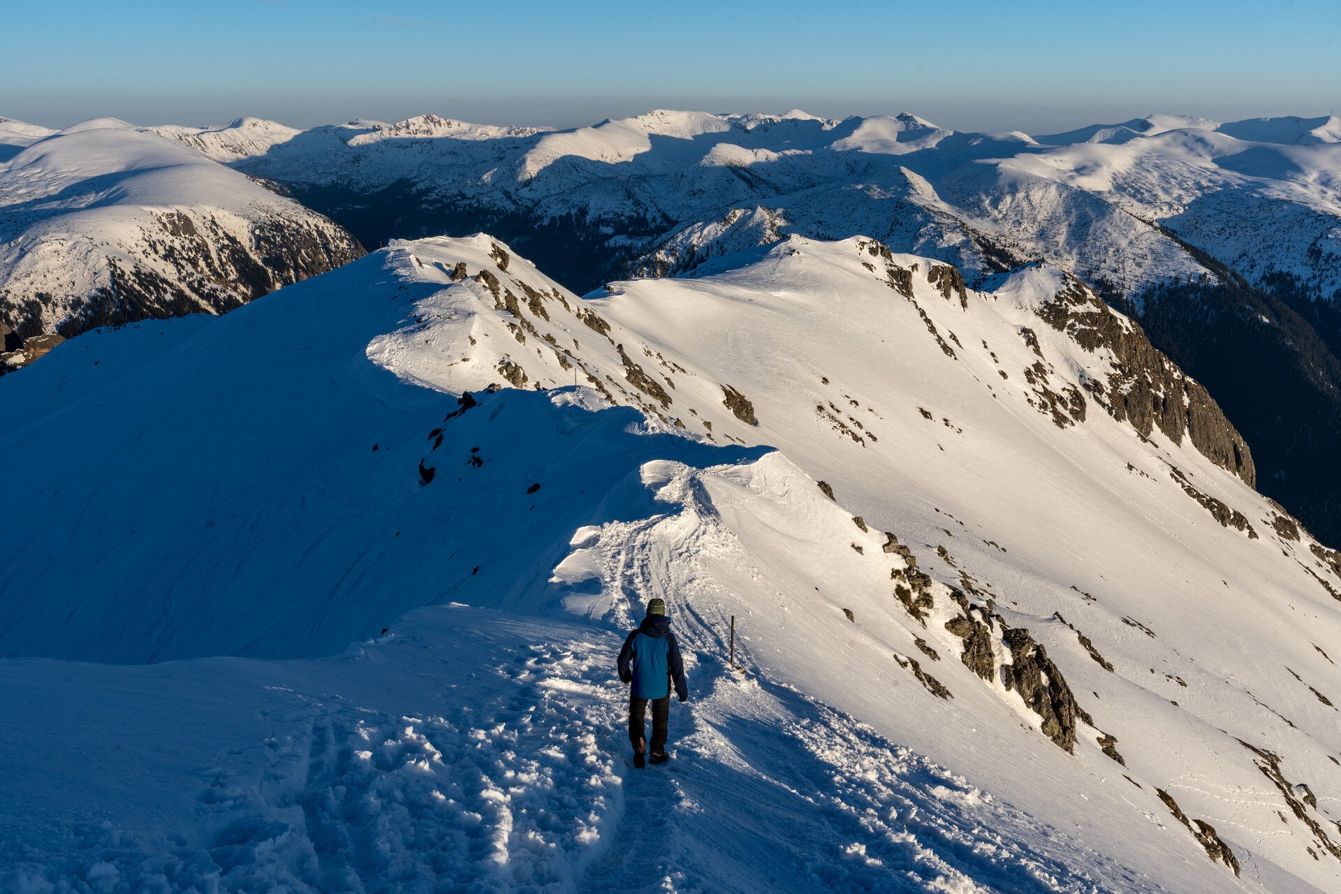 Гледка от вр. Мальовица, Рила от  - calm