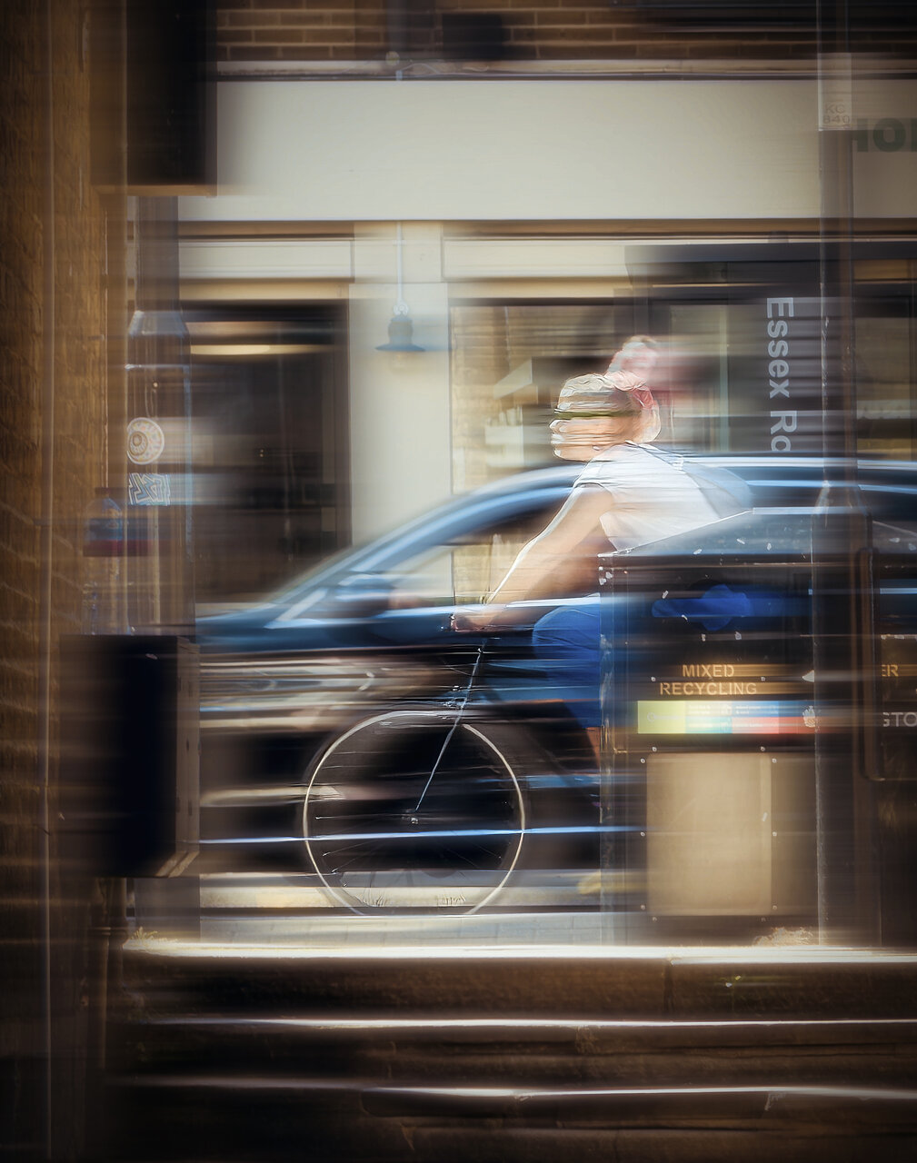 Устрем от Владимир Димитров - nyamago