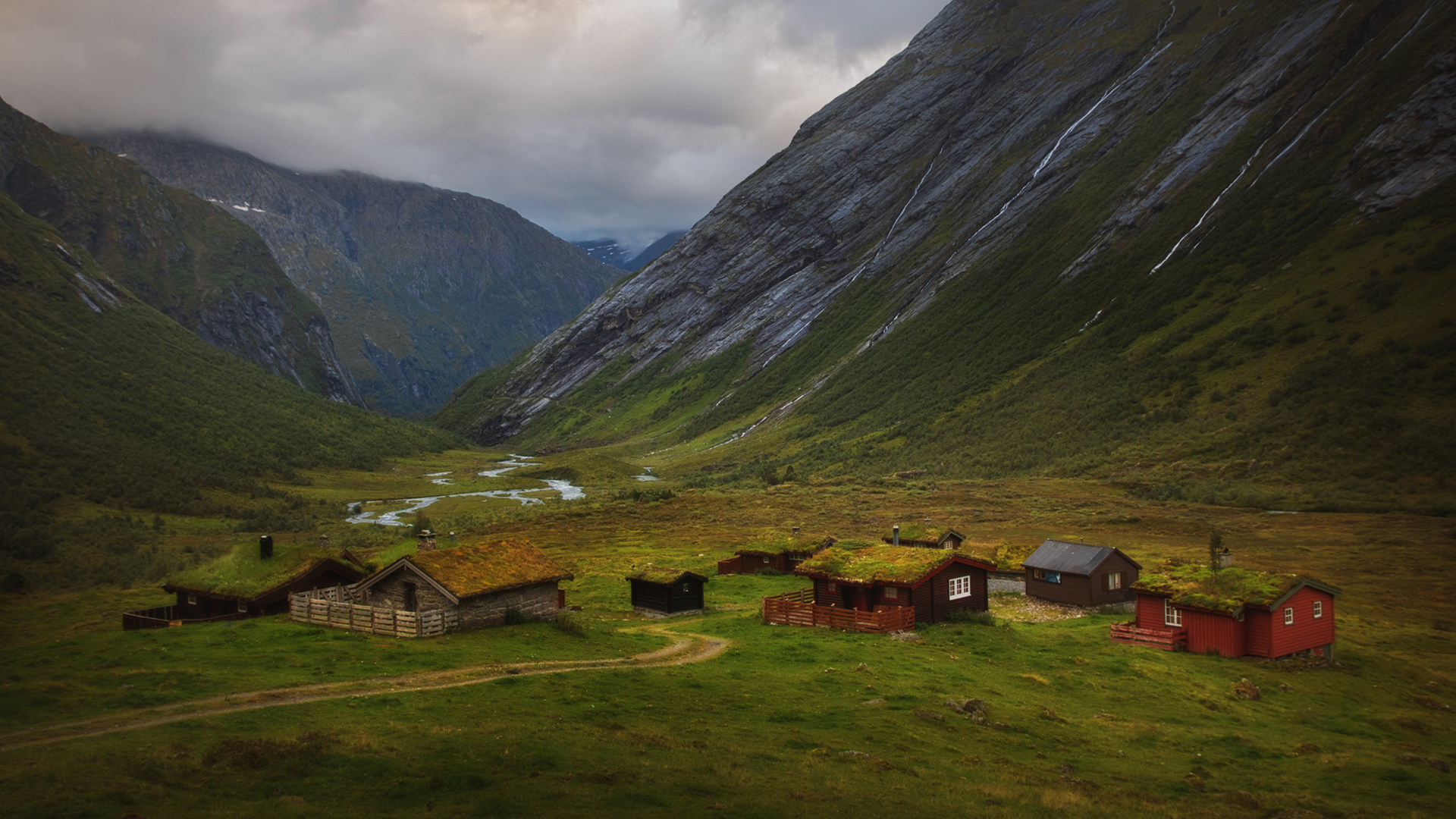 Лято с привкус на есен от Vania Tonova - vivian
