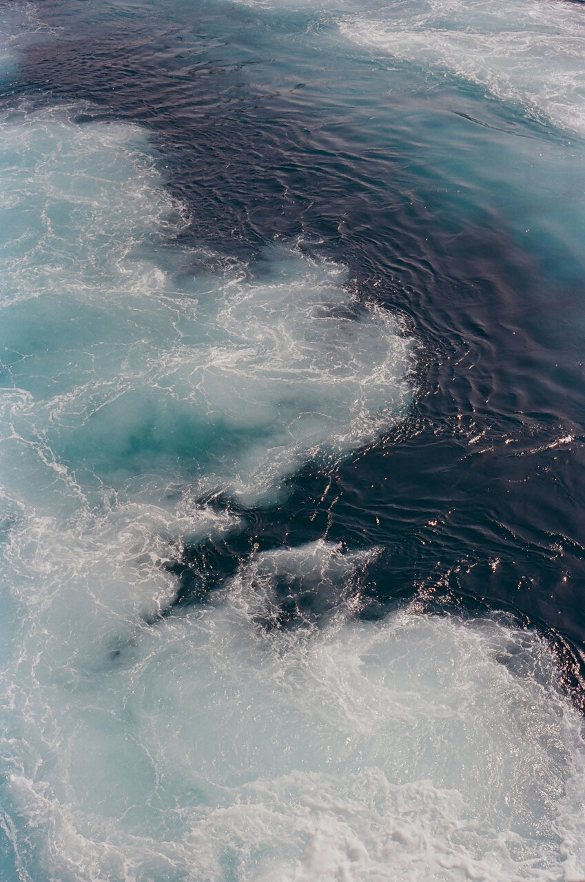 вода от radostina boseva - radostina.boseva