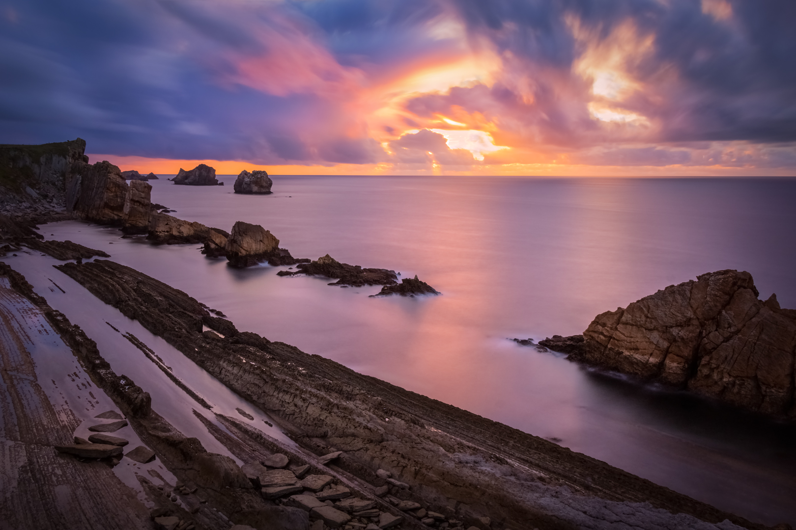 Розови вълнения от Vania Tonova - vivian