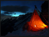 Палатка под пеещите скали ; comments:54