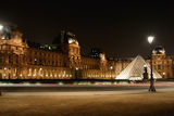 Le Louvre by night ; comments:27