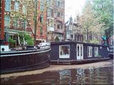 Boat house, Amsterdam ; comments:9